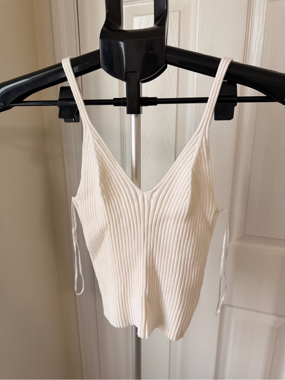 H&M Cream Ribbed V-Neck Spaghetti Strap Tank